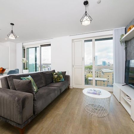Stylish Fully-Equipped One Bedroom Apartment With Extra Sofa Bed, Free Secure Parking, Onsite Gym, 24Hr Security & Concierge London Ngoại thất bức ảnh