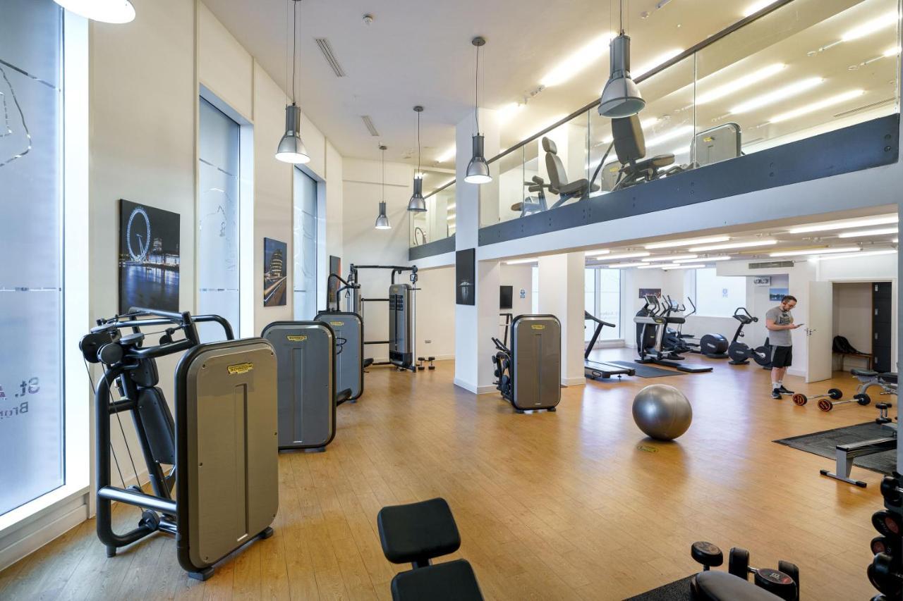 Stylish Fully-Equipped One Bedroom Apartment With Extra Sofa Bed, Free Secure Parking, Onsite Gym, 24Hr Security & Concierge London Ngoại thất bức ảnh